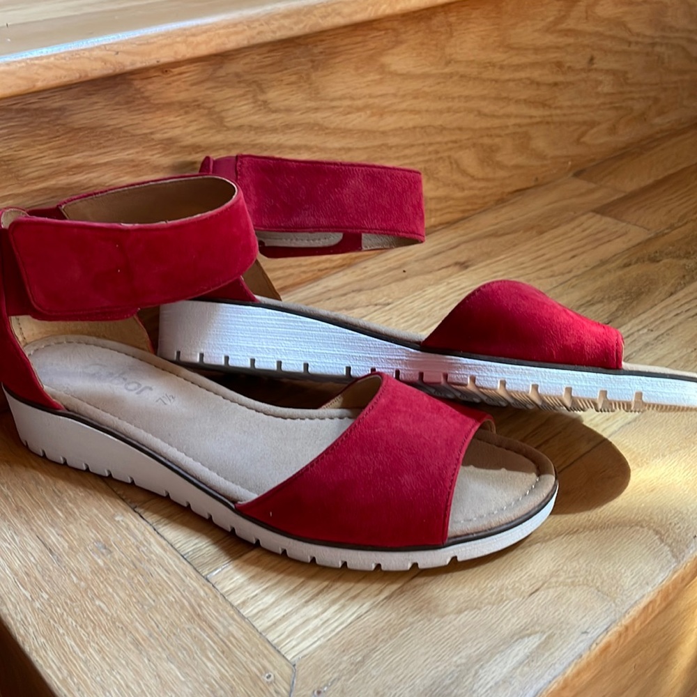 Gabor ankle strap red sandals, lightly worn, perfect condition